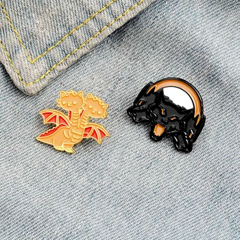 Dragão Cão Fofo Mundo Mágico Esmalte Pin Broches Bruxaria Emblema Do Saco Camisa Pin De Lapela Com Fivela Mágico Jóias De Presente Fãs