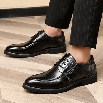 Homens britânica de Sapatos de Homens do Melhor Homem de Preto Noivo de Negócios Terno Formal de Fundo Macio Casual Sapatos para Homens do Casamento Sapatos de Couro Genuíno